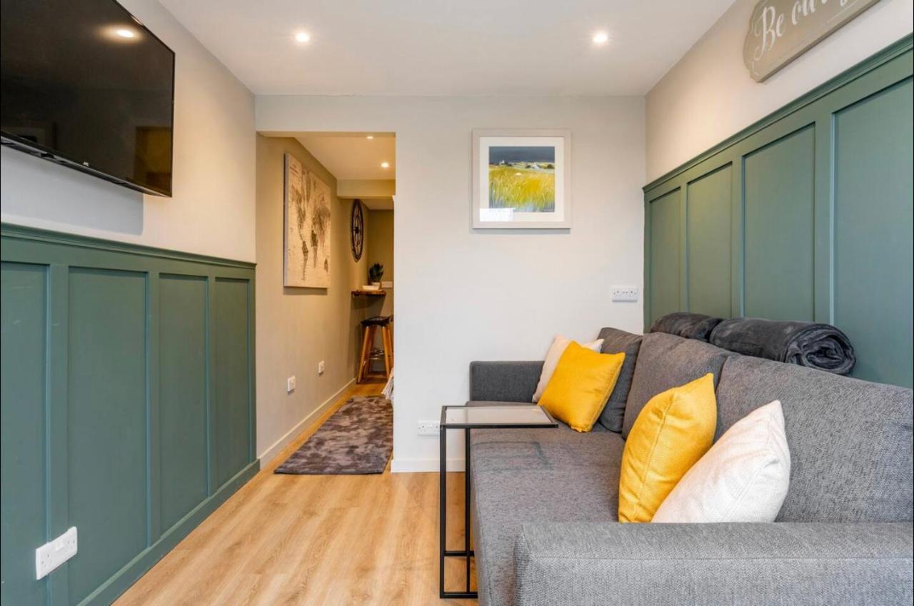 The Hideaway By The Sea - Free Parking Apartment Brighton Exterior photo